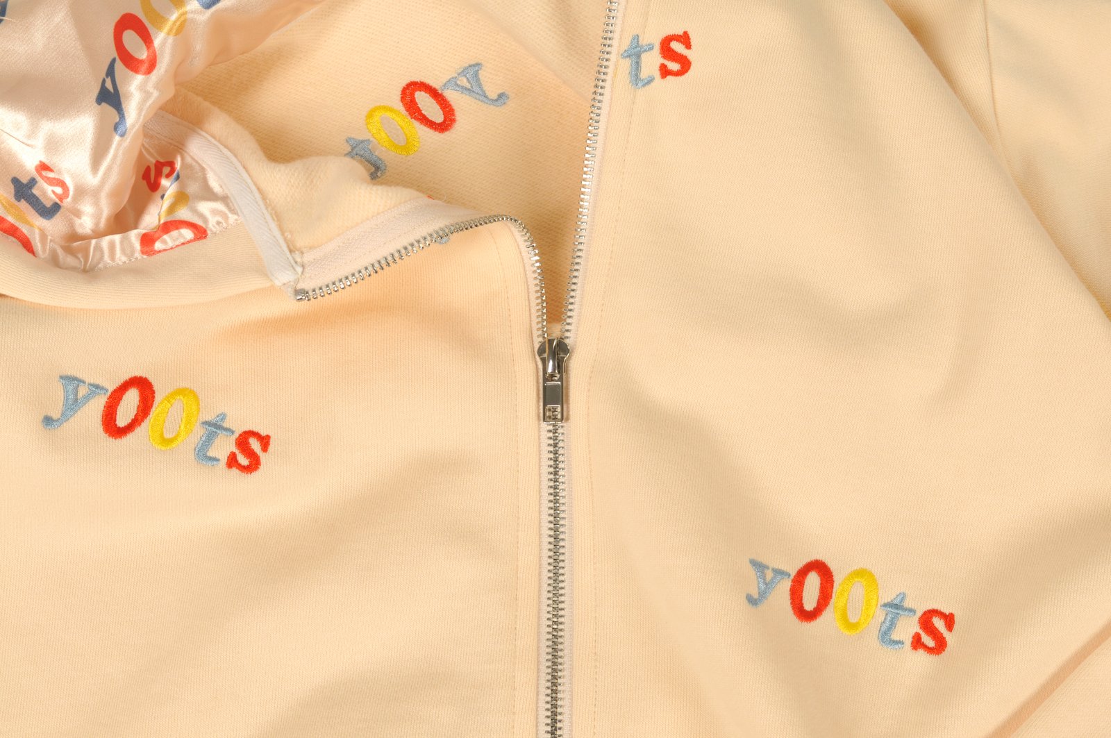 Clothes & Fabric product photo